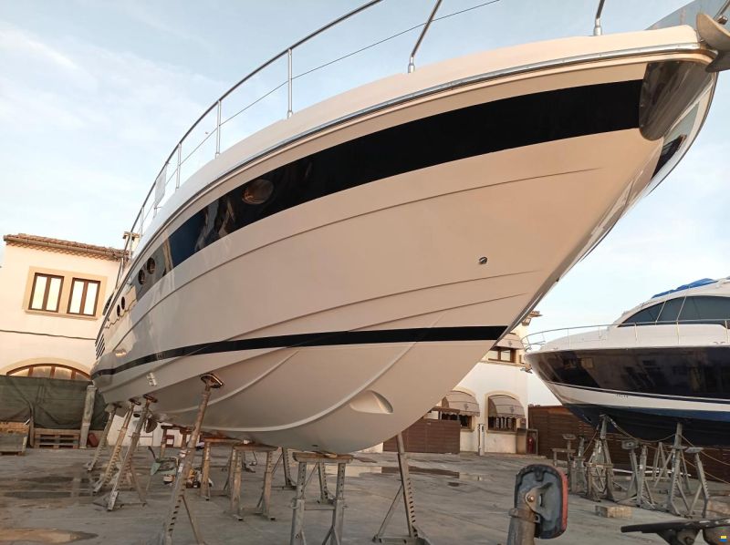 Pershing 54