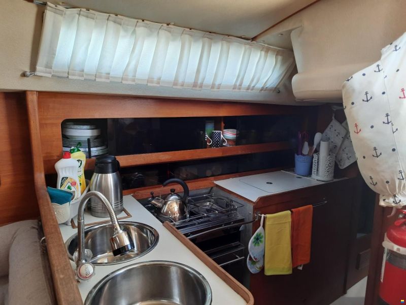 Marine Projects Moody 346 CC