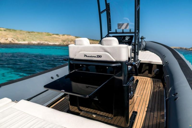 SeaWater Phantom 230