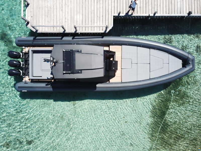 SeaWater Phantom 400