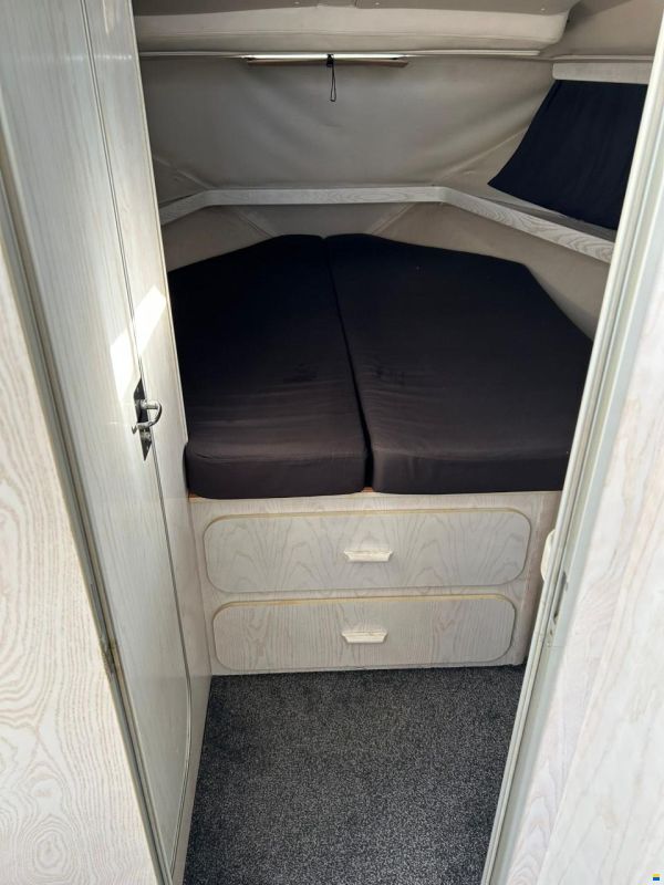 Beneteau Antares 10.20 Flybridge