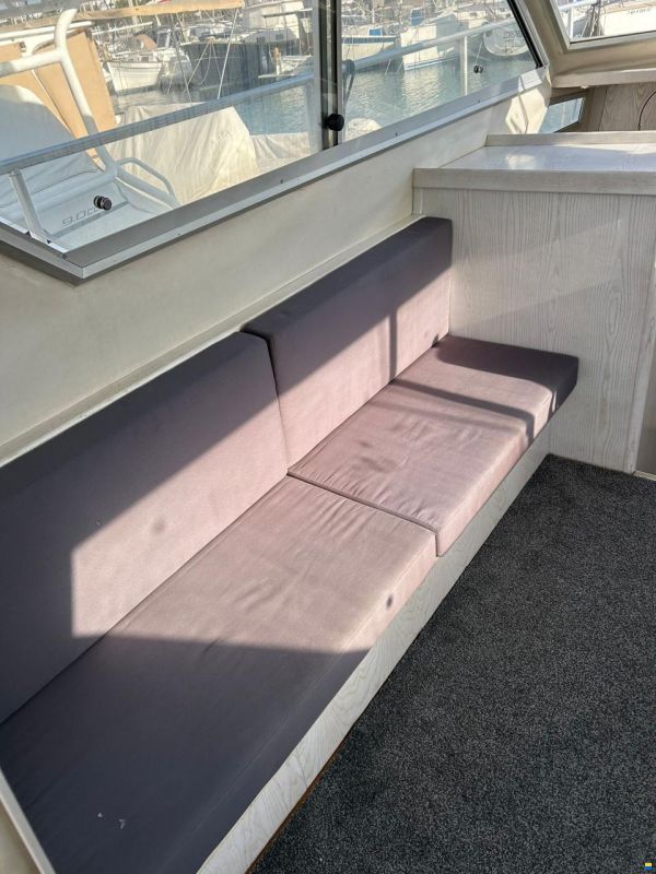 Beneteau Antares 10.20 Flybridge
