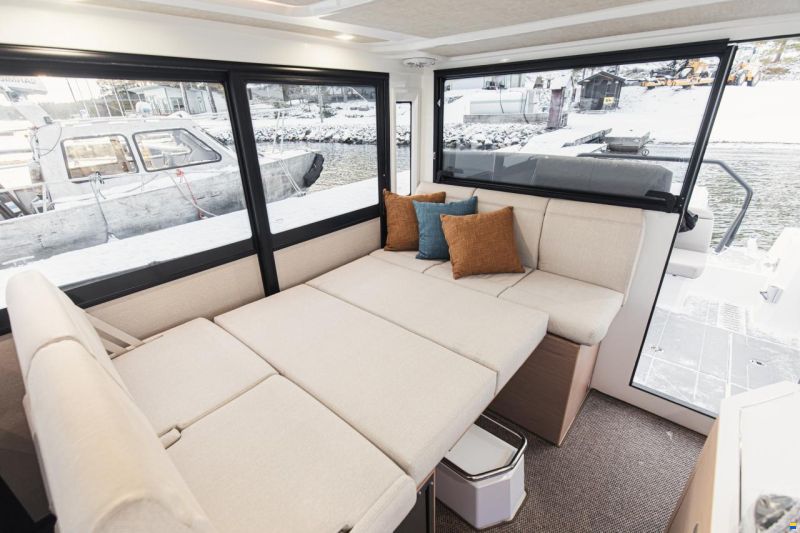 Quarken 35 Cabin Tourer