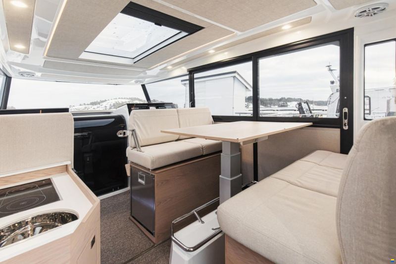 Quarken 35 Cabin Tourer