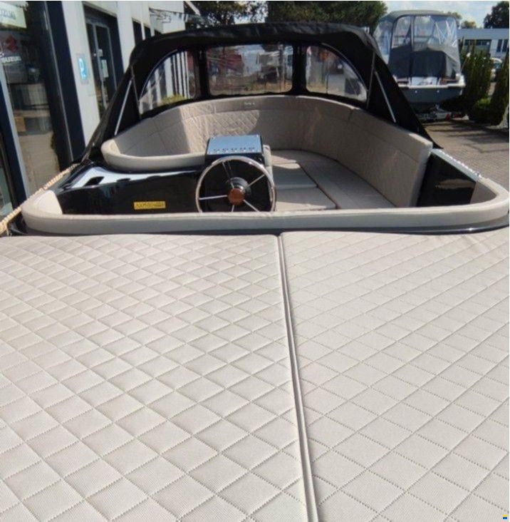 Corsiva 570 Classic