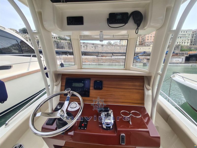 Tuccoli Marine T250 CAPRAIA CALAROSSA
