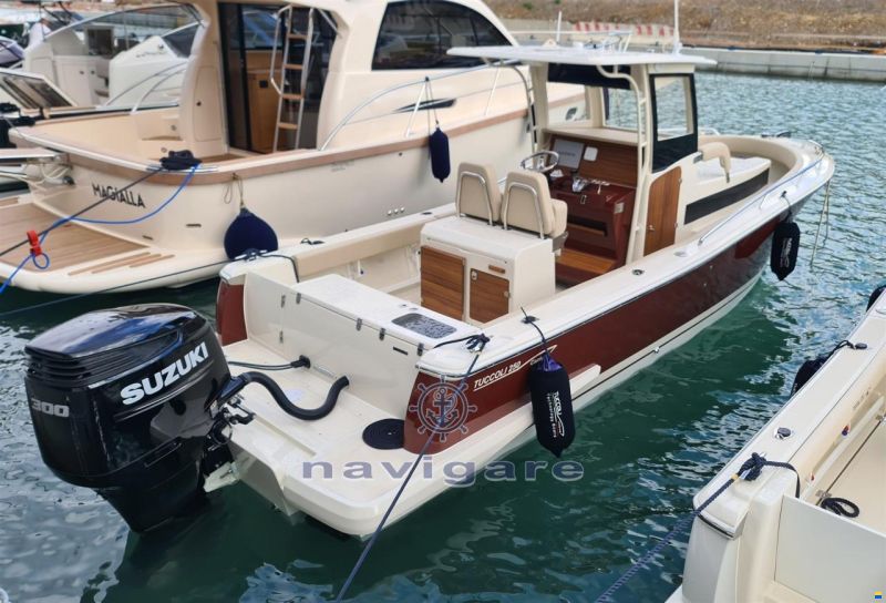 Tuccoli Marine T250 CAPRAIA CALAROSSA