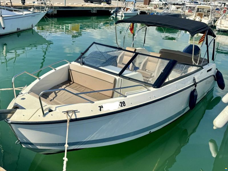 Quicksilver 675 Bowrider Active