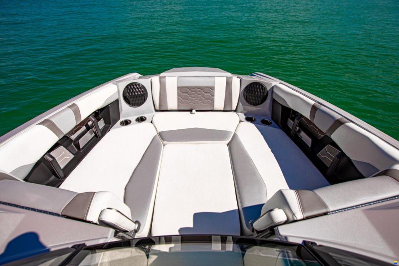 Malibu Wakesetter 23 MXZ