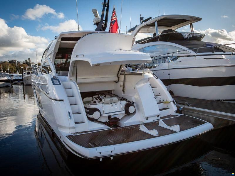 Sunseeker Predator 57