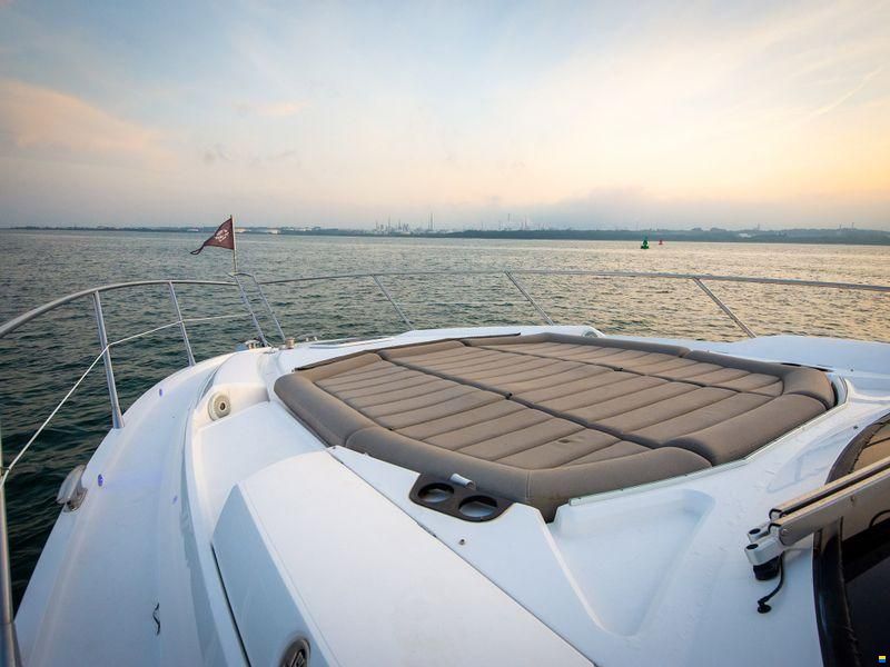 Sunseeker Predator 57