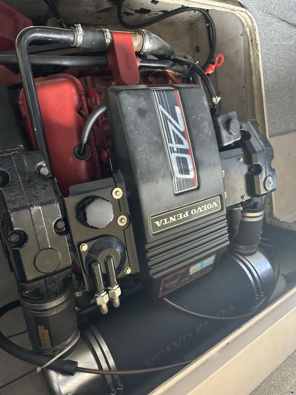 Slickcraft 25 Convertible