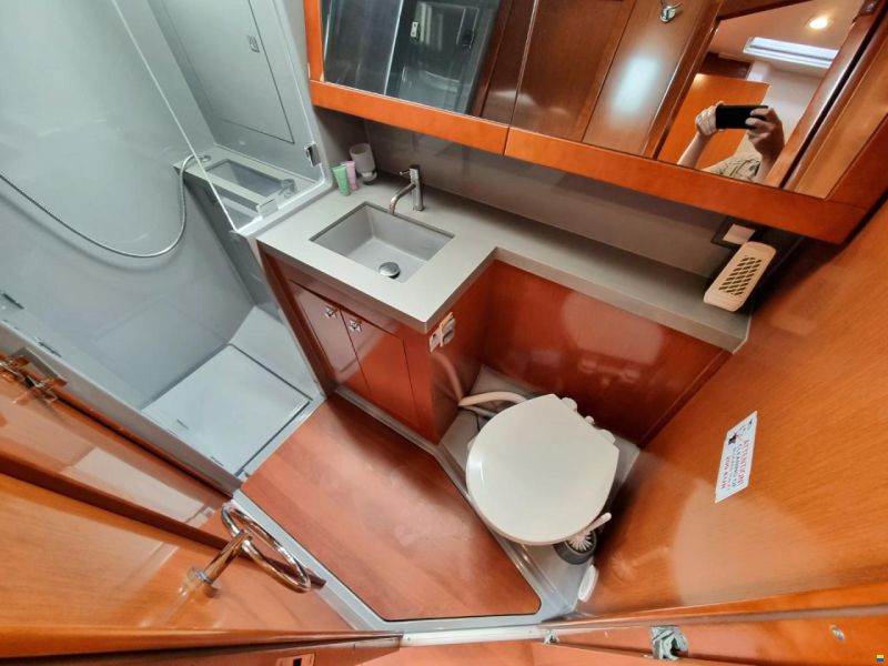 Beneteau Oceanis 55