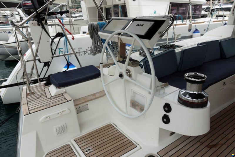 Beneteau Oceanis 55