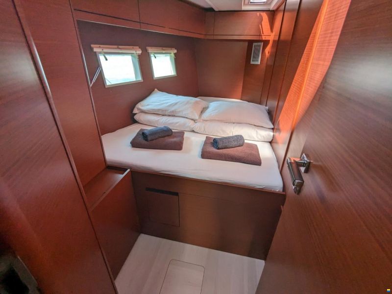 Hanse 548