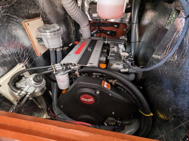 Hanse 548