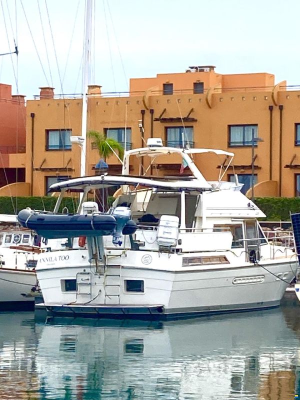 Trader 47 Flybridge Cruising Motor Yacht or Li