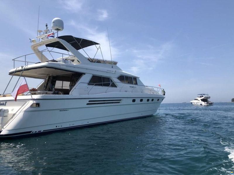 Princess 66 Fly