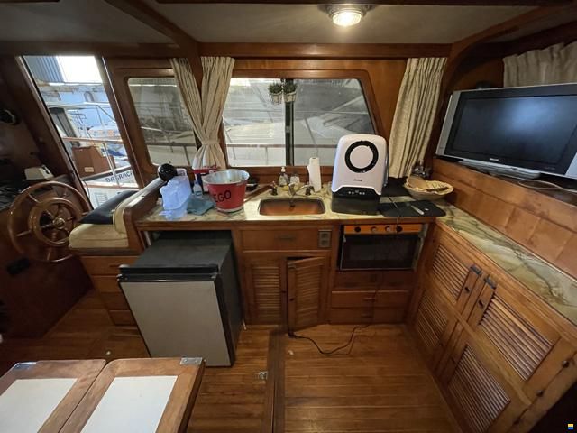 Rocs Marine Marine Trawler 37