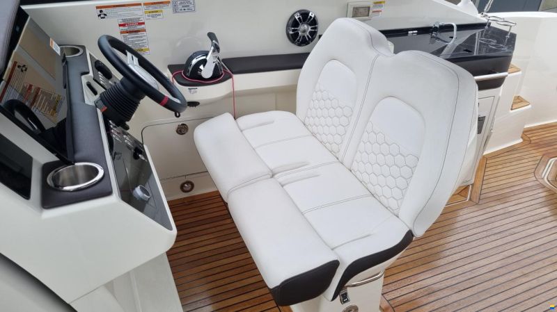 Sea Ray Sundancer (DAE) 290 / TOP Zustand / Bode