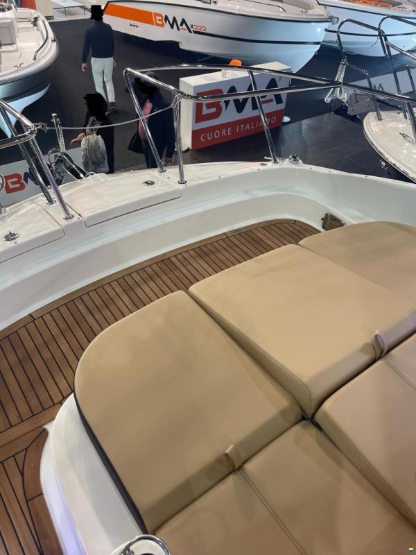 Sea Ray Sundancer 320 DAE