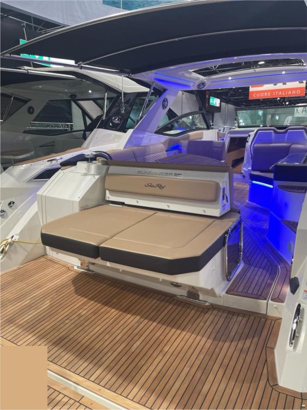 Sea Ray Sundancer 320 DAE