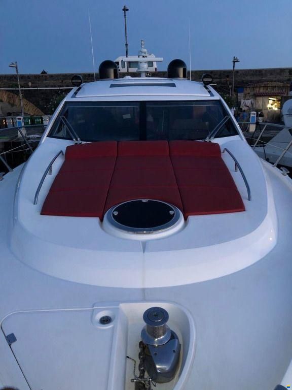 Sunseeker PREDATOR 52