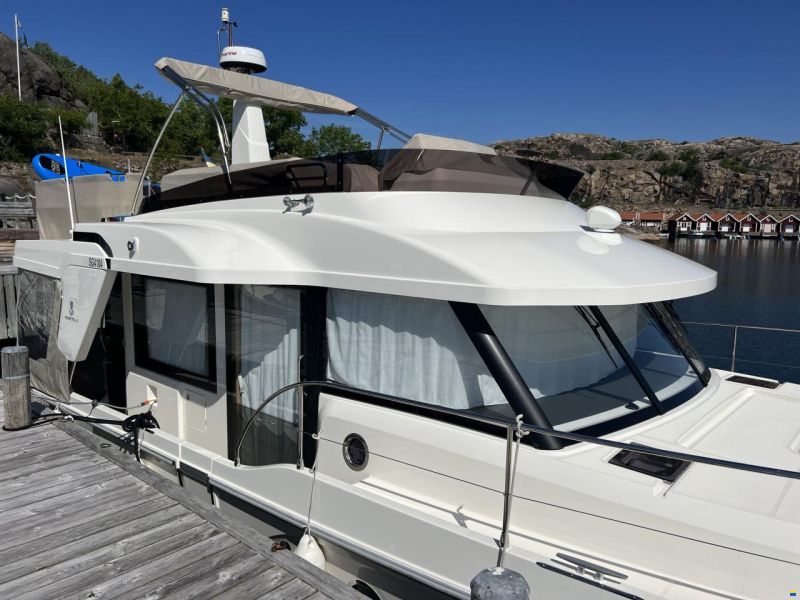 Beneteau Swift Trawler 41 Fly