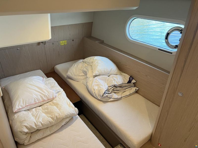 Beneteau Swift Trawler 41 Fly