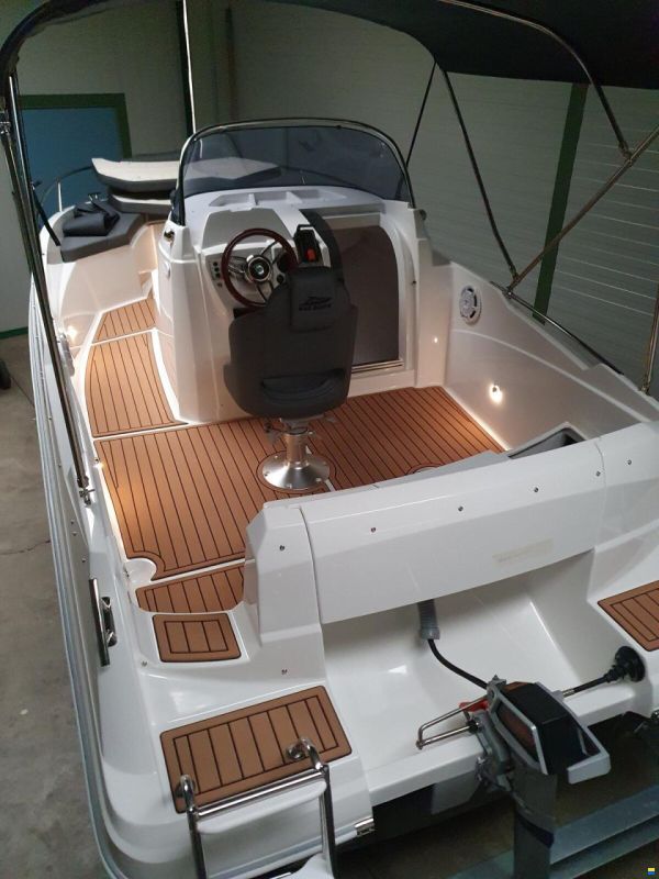 M&D Boote MD 555 Open