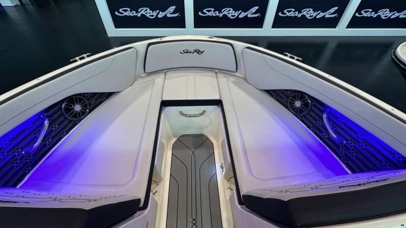 Sea Ray SPXE 190-