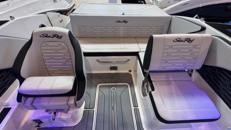 Sea Ray SPXE 190-