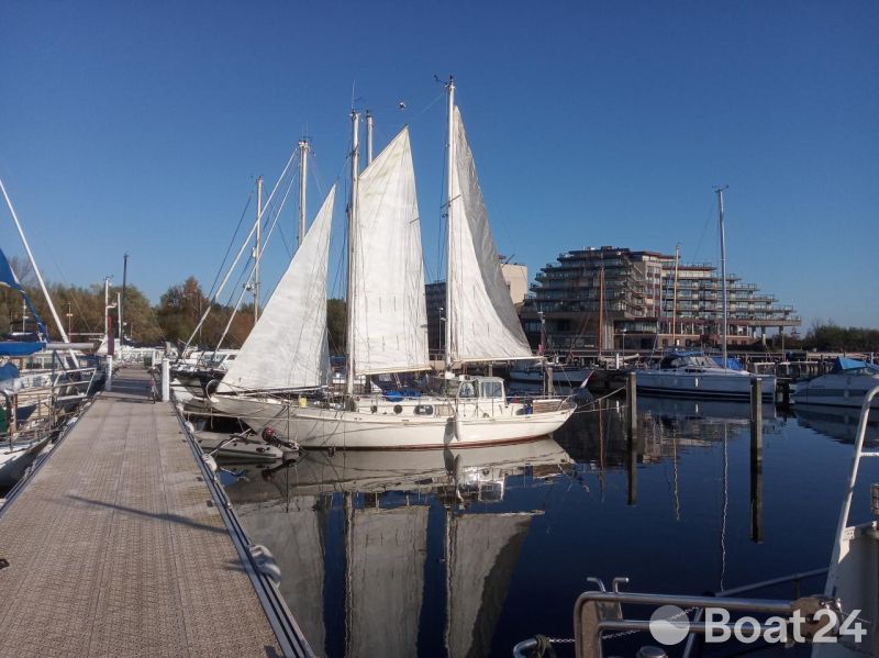 Privilège Motorsailer schoener 2 master | YACHT