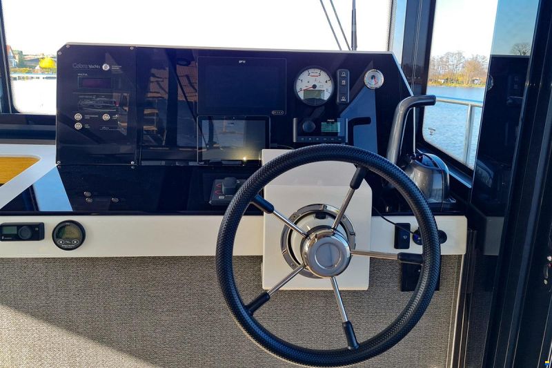 Cobra Seamaster 45