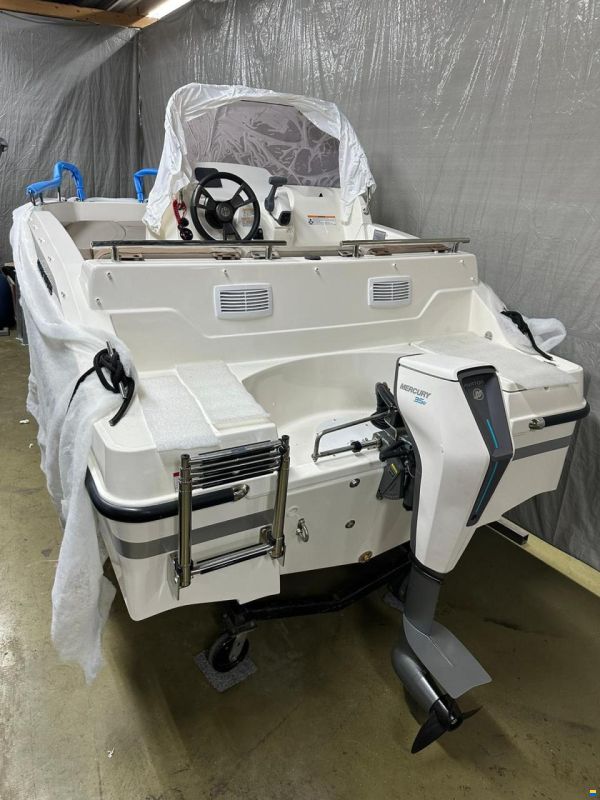 Quicksilver 455 Open + MOTEUR ELECTRIQUE Avator 35e