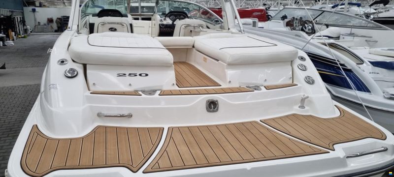 Sea Ray 250 SLX
