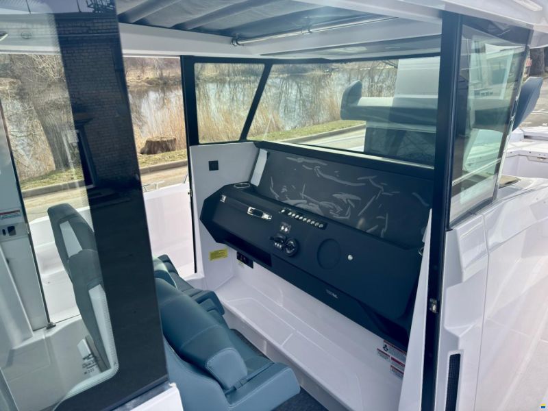 Axopar 29 XC Cross Cabin