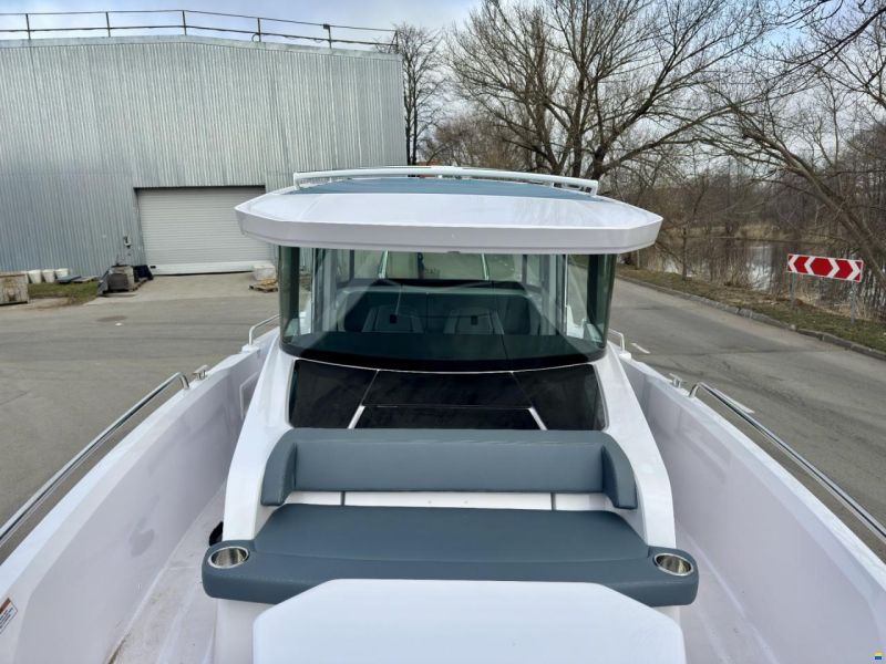 Axopar 29 XC Cross Cabin