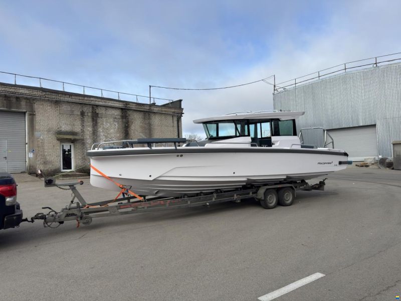 Axopar 29 XC Cross Cabin