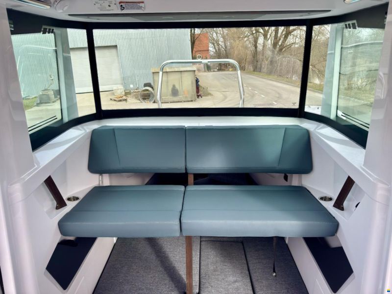 Axopar 29 XC Cross Cabin