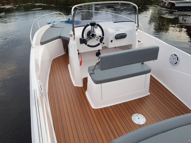 M&D Boote MD 560 Open