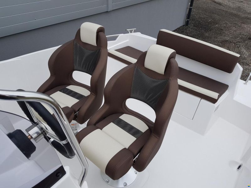 M&D Boote MD 560 Open