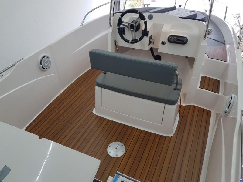 M&D Boote MD 560 Open