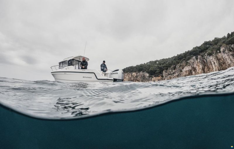 Parker 700 Pilothouse