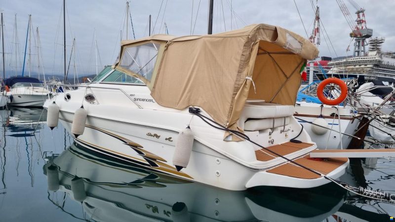 Sea Ray 250 sundancer
