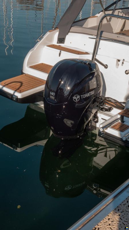 Coaster 600 Bow Rider