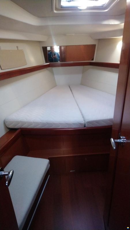 Beneteau Oceanis 43