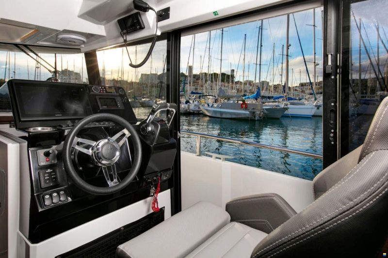 Jeanneau 895 Merry Fisher Sport