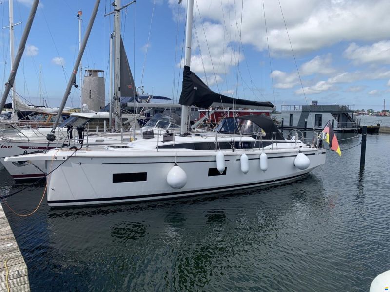 Bavaria C38