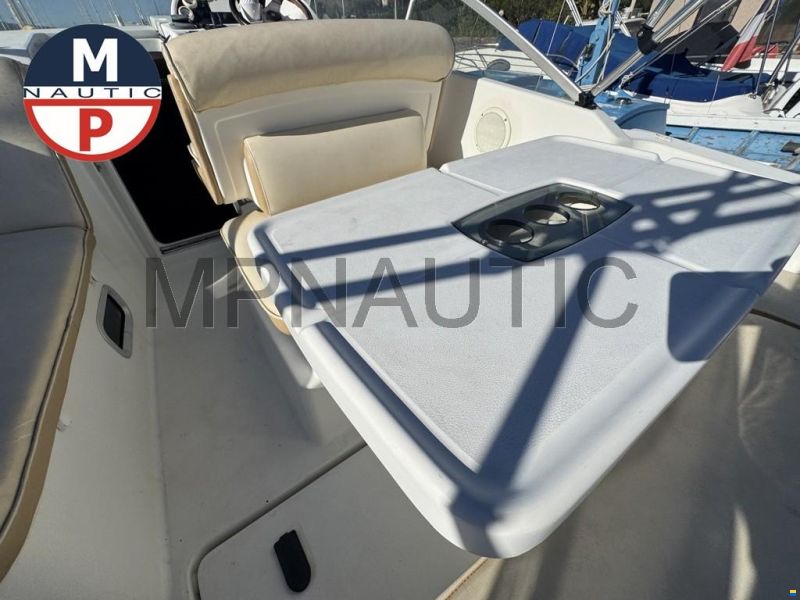 Beneteau Flyer 701